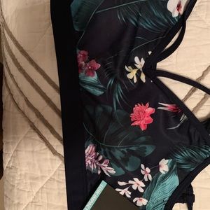 Gap Fit sports bra Sz M